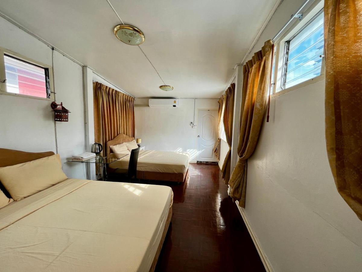 Hotel C U Again Bangkok Esterno foto