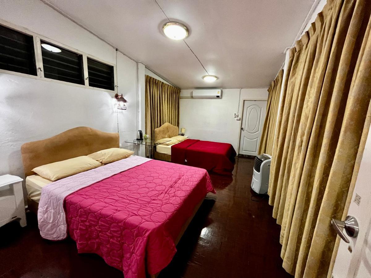 Hotel C U Again Bangkok Esterno foto