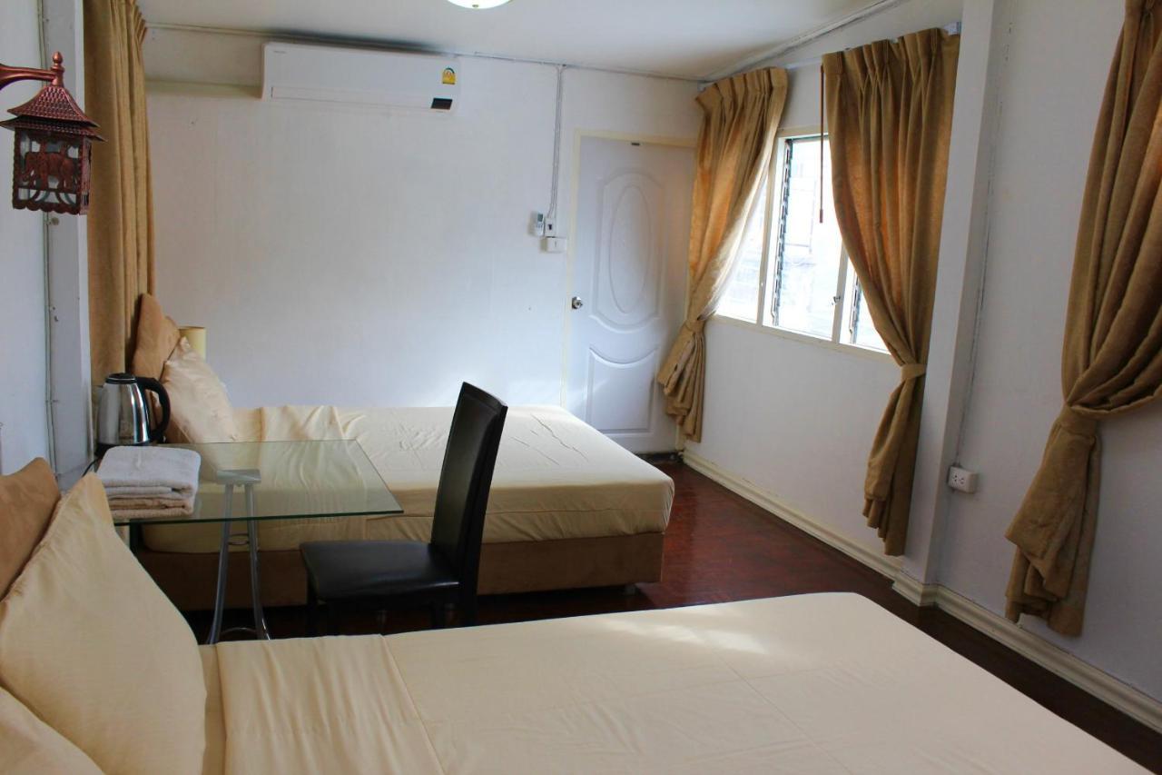 Hotel C U Again Bangkok Esterno foto
